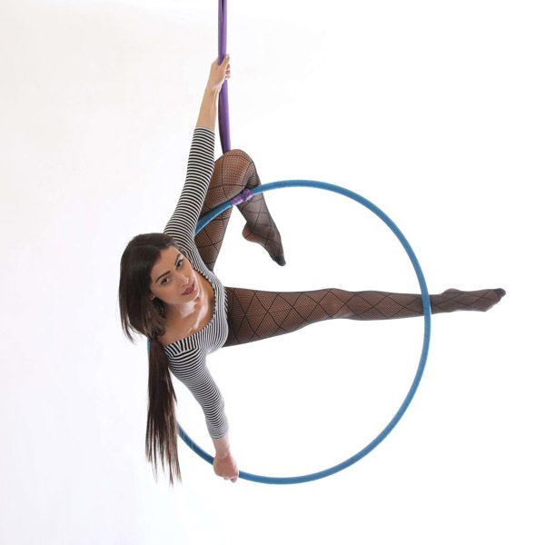 Aerial hoop: Tricks and combos