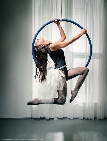 Aerial hoop pro teens: choreo