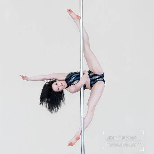 Pole dance Tricks and combos: MP+SP